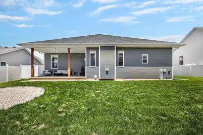 313 Cherry Street, Edgerton, WI 53534 - Photo 31