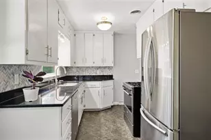 621 S Segoe Rd, Madison, WI 53711 - Photo 7