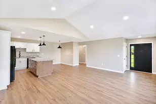 2241 &amp 2243 S Haborn Dr, Beloit, WI 53511 - Photo 3