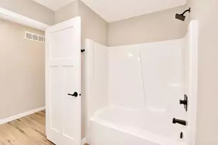 2241 &amp 2243 S Haborn Dr, Beloit, WI 53511 - Photo 31