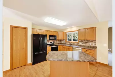 601 Viking View Drive #8, Reedsburg, WI 53959 - Photo 13