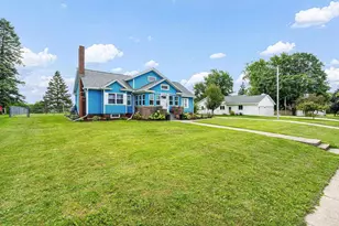 1069 Metomen St, Ripon, WI 54971 - Photo 3