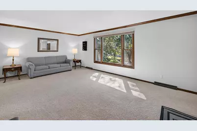 4552 Falcon Court, Cottage Grove, WI 53527 - Photo 3