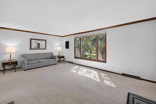 4552 Falcon Ct, Cottage Grove, WI 53527 - Photo 3