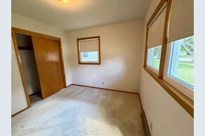 2122 N Hawthorne Park Drive, Janesville, WI 53545 - Photo 17