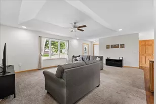 721 Grove St, Baraboo, WI 53913 - Photo 7
