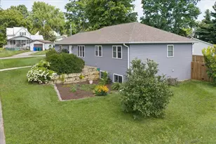 721 Grove St, Baraboo, WI 53913 - Photo 51