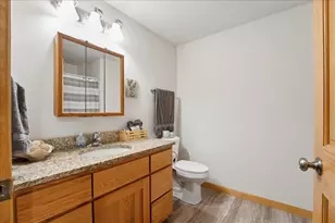 721 Grove St, Baraboo, WI 53913 - Photo 31
