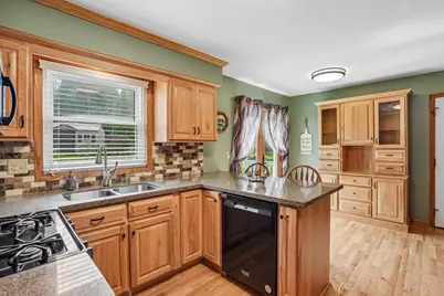 26 Sage Circle, Madison, WI 53704 - Photo 9