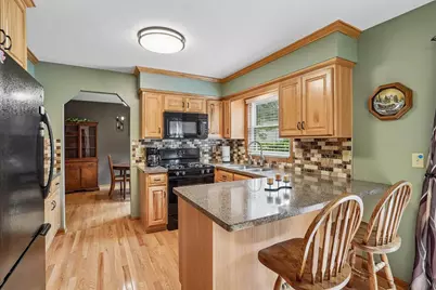 26 Sage Circle, Madison, WI 53704 - Photo 11