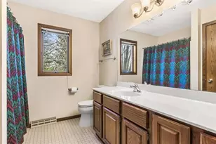 17 Park Crest Ct, Madison, WI 53711 - Photo 33