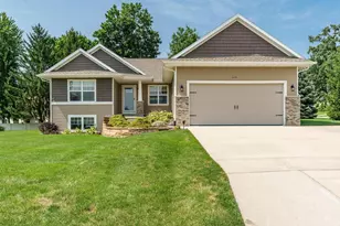 3425 Widgeon Dr, Janesville, WI 53546 - Photo 1