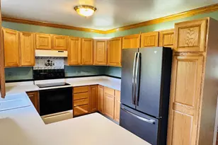 308 S Lindsey St, Ridgeville, WI 53533 - Photo 9