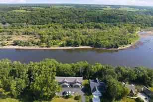 1066 Hillside Dr, Lake Delton, WI 53965 - Photo 9