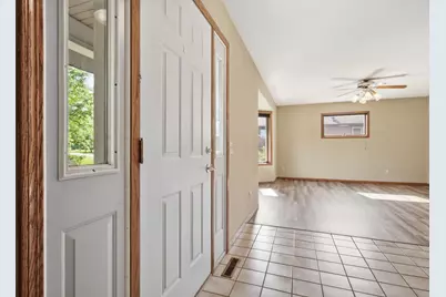 3966 Sunnyvale Drive, DeForest, WI 53532 - Photo 3