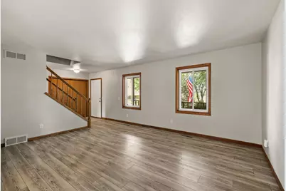 3702 Spring Hill Court, Middleton, WI 53562 - Photo 7