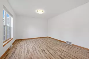 1587 Don Simon Dr, Sun Prairie, WI 53590 - Photo 5