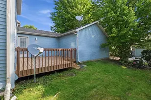 1587 Don Simon Dr, Sun Prairie, WI 53590 - Photo 17