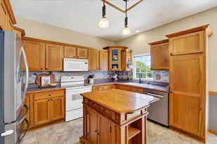 1398 Overlook Pass, Sun Prairie, WI 53590 - Photo 17