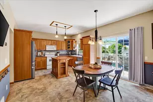 1398 Overlook Pass, Sun Prairie, WI 53590 - Photo 17