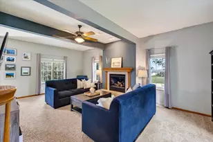 1398 Overlook Pass, Sun Prairie, WI 53590 - Photo 9