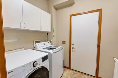 1398 Overlook Pass, Sun Prairie, WI 53590 - Photo 25