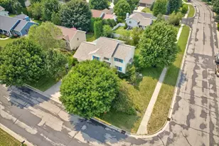 1398 Overlook Pass, Sun Prairie, WI 53590 - Photo 7