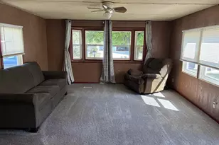101 Falling Creek Dr, Janesville, WI 53548 - Photo 3