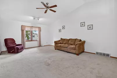 1223 Alpine Drive, Janesville, WI 53546 - Photo 5