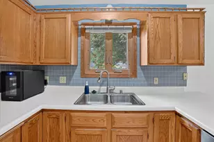 1223 Alpine Dr, Janesville, WI 53546 - Photo 13