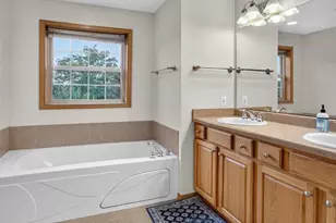 5685 Kinsale Dr, Fitchburg, WI 53711 - Photo 25