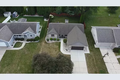3800 Amber Lane, Janesville, WI 53546 - Photo 3