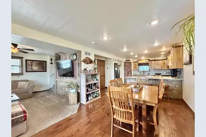 709 East Street, Clinton, WI 53525 - Photo 3