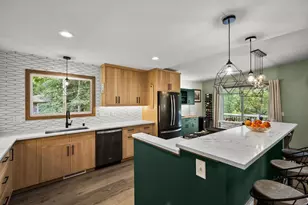 1010 Gilbert Rd, Madison, WI 53711 - Photo 9