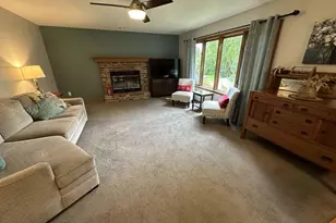 1643 Erin Hill, Stoughton, WI 53589 - Photo 15