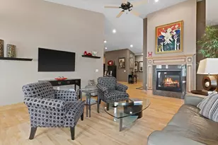 625 Nightingale Ln, Cottage Grove, WI 53527 - Photo 3
