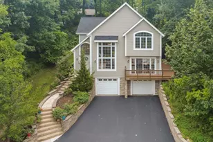 30329 Beachview Ln, Racine, WI 53185 - Photo 1