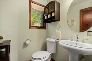 30329 Beachview Ln, Racine, WI 53185 - Photo 11