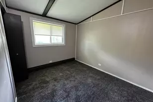 324 N Elizabeth Ave, Jefferson, WI 53549 - Photo 3