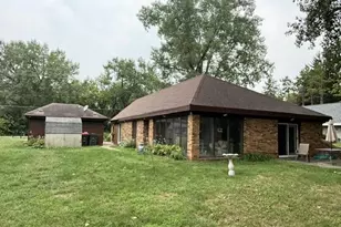 5578 Woodland Dr, Waunakee, WI 53597 - Photo 3