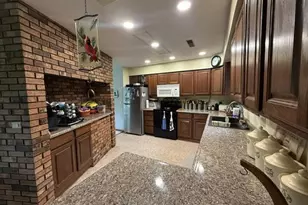 5578 Woodland Dr, Waunakee, WI 53597 - Photo 9