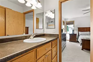 7215 Arctic Fox Dr, Madison, WI 53719 - Photo 23