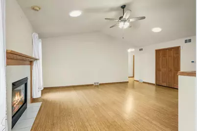 418 East Hill Parkway, Madison, WI 53718 - Photo 9