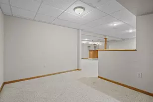 418 E Hill Pkwy, Madison, WI 53718 - Photo 33