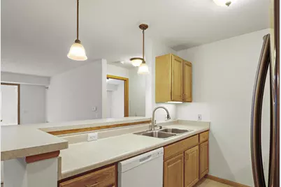 6823 Parkside Circle, Windsor, WI 53532 - Photo 17