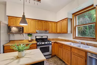 1963 E Washington Avenue, Madison, WI 53704 - Photo 15