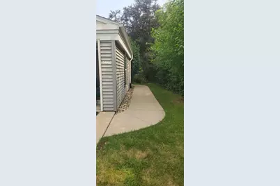 5449 Patriot Drive, Madison, WI 53718 - Photo 13