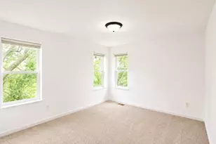 5571 Cheryl Dr, Fitchburg, WI 53711 - Photo 33