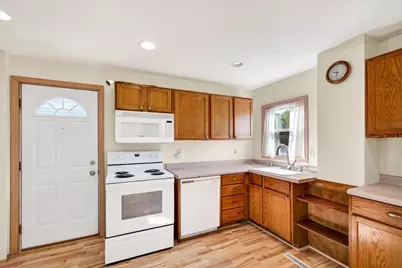 627 S Center Street, Beaver Dam, WI 53916 - Photo 11