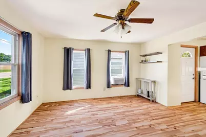 627 S Center Street, Beaver Dam, WI 53916 - Photo 5